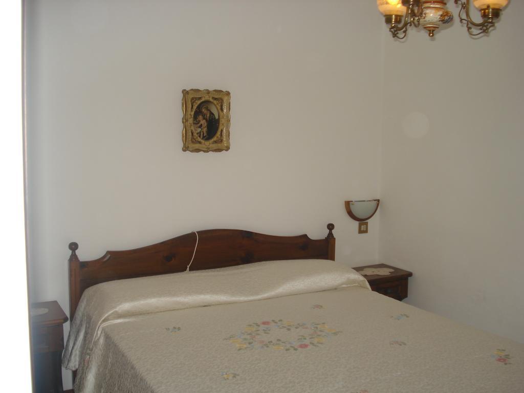 Albergo Larese Ауронцо ди Кадоре Стая снимка